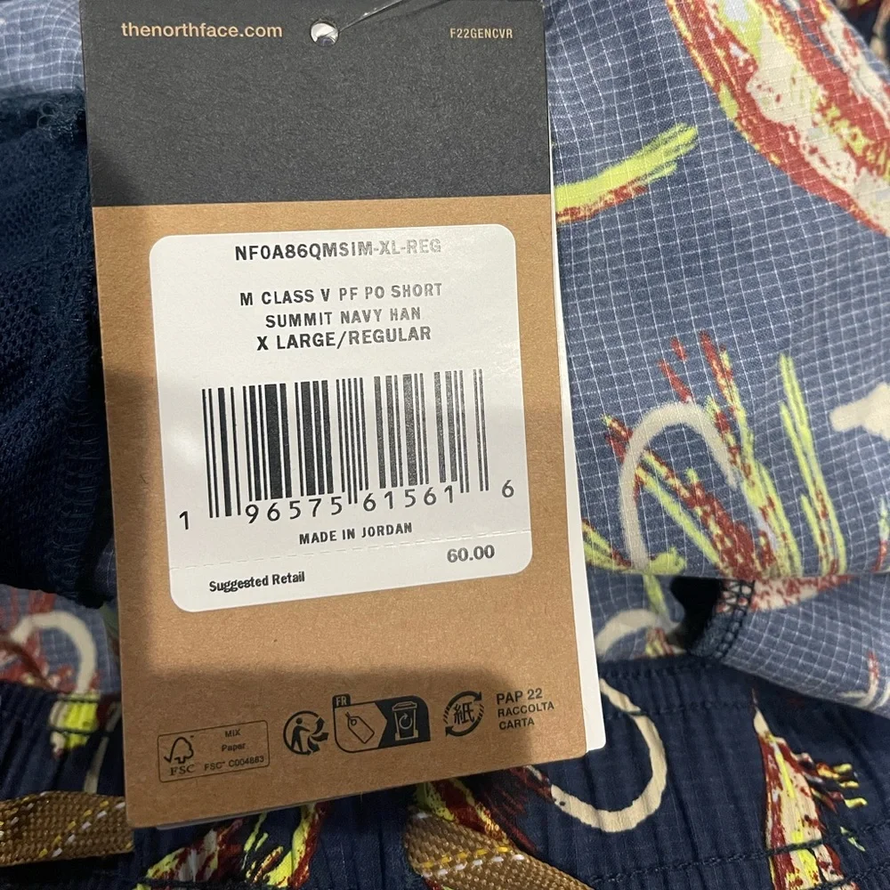 The North Face Men Athletic Shorts Size X-Large Fishing Lure Logo Shorts NEW